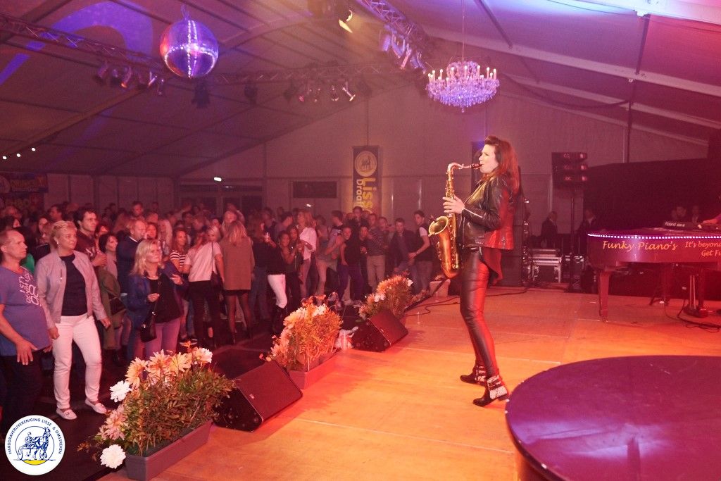 2015